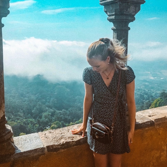 Meet your Posher, Annika - Picture 1 of 1